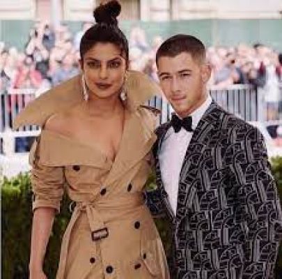 हिंदी फिल्म जगत में अपने अनुभव के बारे में बात करने को लेकर मैं आश्वस्त थी: प्रियंका चोपड़ा 