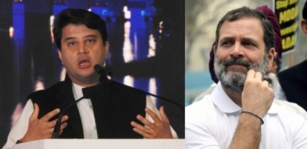 देशद्रोही की विचारधारा है कांग्रेस की, ज्योतिरादित्य सिंधिया का राहुल गांधी पर बड़ा हमला