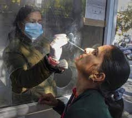 देश में 163 दिन में कोरोना वायरस संक्रमण के सर्वाधिक 4,435 दैनिक मामले आए सामने