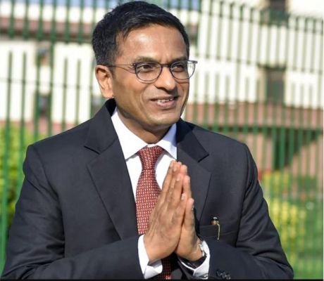 ‘छत्तीसगढ़’ का संपादकीय :  दस मिनट लेट होने पर  माफी मांगने वाले एक सीजेआई की मिसाल है