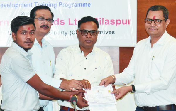 सिपेट रायपुर में एसईसीएल द्वारा कौशल प्रशिक्षण