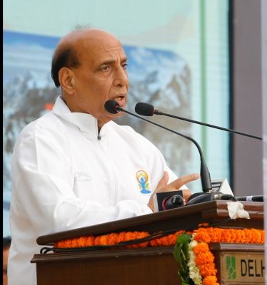 पूर्व व सेवारत सैन्यकर्मियों के भूमि विवादों को सुलझाने में उच्च प्राथमिकता दे राज्य सरकारें-रक्षा मंत्री