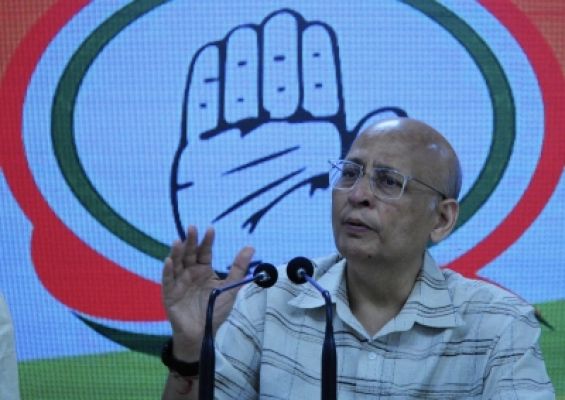बंगाल में कांग्रेस ने अभिषेक सिंघवी के पूर्ण बहिष्कार का किया आह्वान