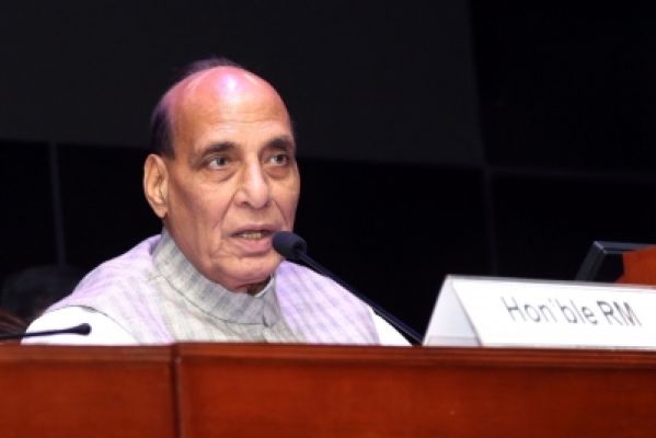 राजौरी में शहीद जवानों के हत्यारे आतंकवादियों को तलाशा जाएगा : राजनाथ