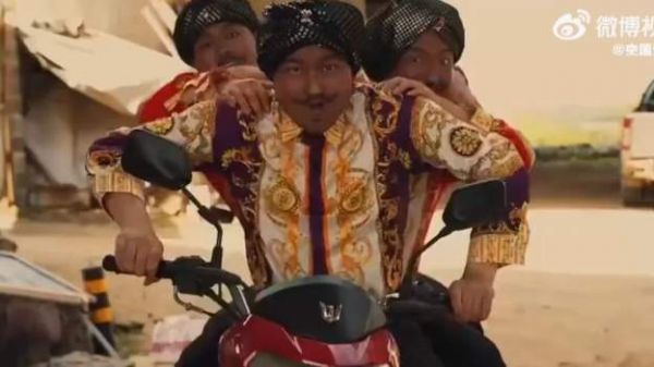 चीन में भूरे चेहरों वाले वीडियो से विवाद, भारतीयों का मज़ाक़ उड़ाने के आरोप के बाद हटाया