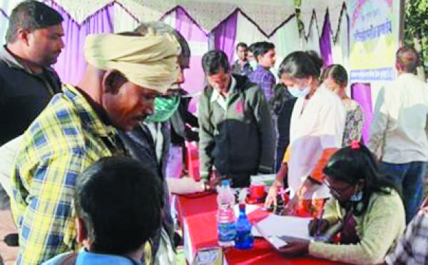 अदाणी फाउंडेशन स्वस्थ ग्राम परियोजना से दस हजार से ज्यादा ग्रामीणों के जीवन में परिवर्तन