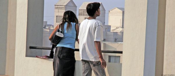 ‘छत्तीसगढ़’ का संपादकीय : देश का सर्वे बताता है कि कमउम्र में सेक्स के मामले में लड़कियां लडक़ों से आगे
