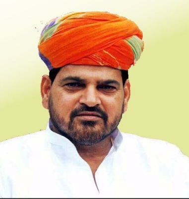 बृजभूषण शरण सिंह की गिरफ़्तारी अब तक क्यों नहीं हुई?