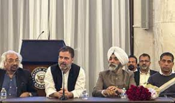 राहुल गांधी ने जताया भरोसा: भारत को लेकर ‘वैकल्पिक सोच’ के लिए विपक्ष मिलाएगा हाथ