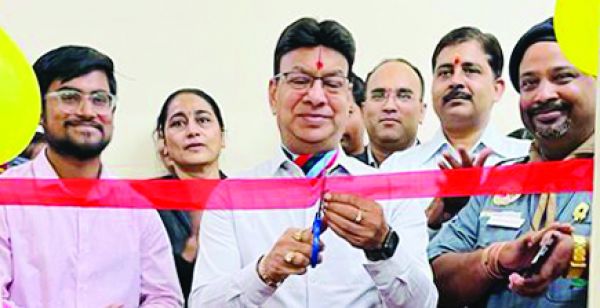 मैक में रोवर-रेंजर कक्ष का उद्घाटन