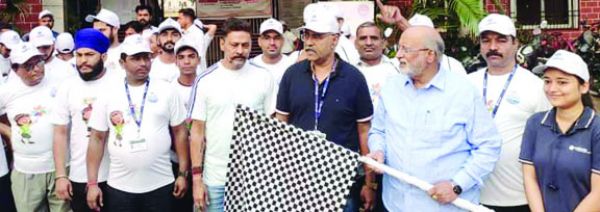 पर्यावरण संतुलन के लिये अपने व्यवहार में परिवर्तन  लाएं और समय-समय पर पैदल भी चलें-तिवारी