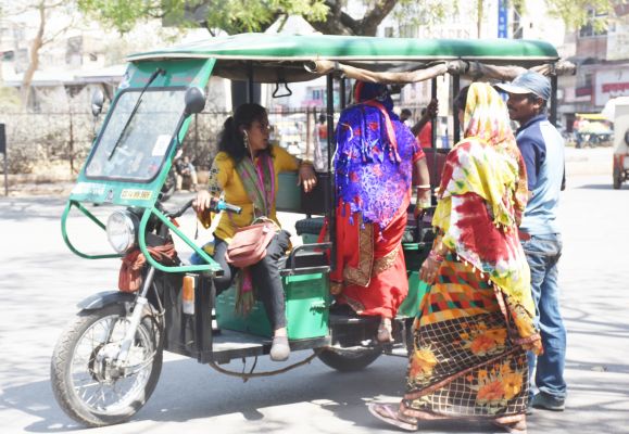 ‘छत्तीसगढ़’ का संपादकीय : महिला के हिंसा और जुर्म भी सशक्तिकरण के सुबूत