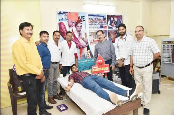 सीवीआरयू में रक्तदान शिविर का आयोजन