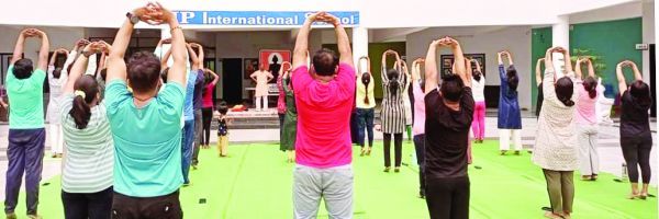 जेपी इंटरनेशनल स्कूल ने मनाया योग दिवस