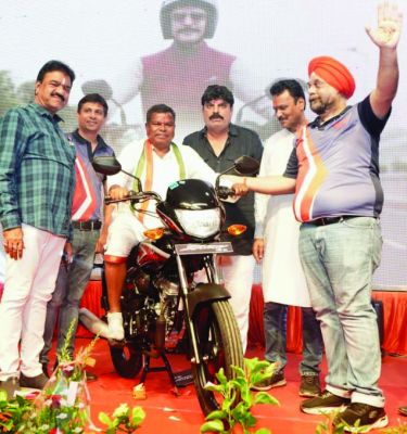 गांवों में दोपहिया वाहनों का बहुत महत्व, होंडा  ने किफायती-उच्च क्वालिटी बाईक लाई-लखमा