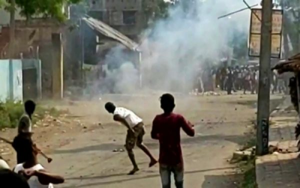 राज्यपाल के दौरे के एक दिन बाद बंगाल के दक्षिण 24 परगना के कुछ हिस्सों में हिंसा