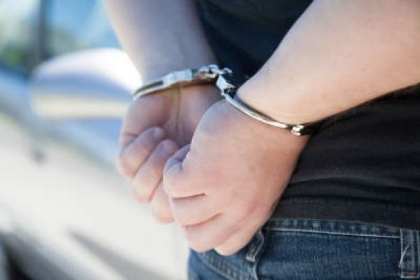 दिल्ली: युवक की पीट-पीटकर हत्या करने वाले आरोपी को पुलिस ने किया गिरफ्तार