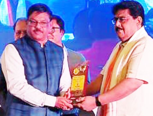 एनएमडीसी को खनिज संपदा विकास और एम्पलॉयर ब्रांड एसोचेम अवॉर्ड