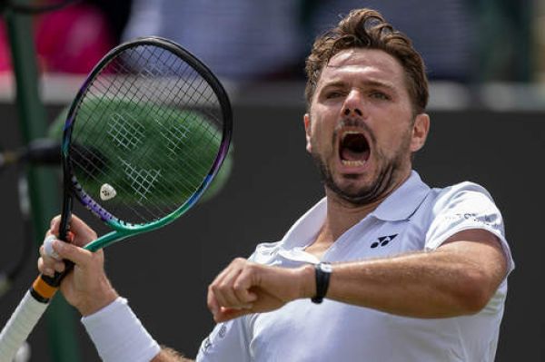 विंबलडन : वावरिंका भिड़ेंगे जोकोविच से, मरे की सीतसिपास के साथ मैच जारी