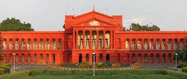 प्रधानमंत्री के खिलाफ असंसदीय शब्द अपमानजनक लेकिन राजद्रोह नहीं: उच्च न्यायालय