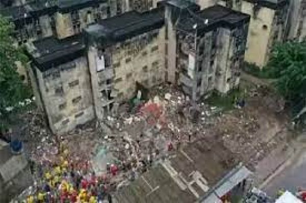ब्राजील में इमारत ढहने से 14 लोगों की मौत