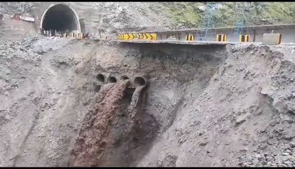 ‘छत्तीसगढ़’ का संपादकीय : देखें वीडियो: पहाड़ी राज्यों की तबाही में अकेले बारिश जिम्मेदार नहीं