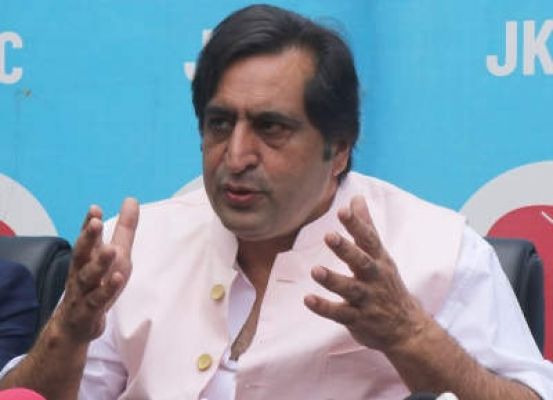 अनुच्छेद 370 का मामला न्यायपालिका के सामने सबसे बड़ी चुनौतियों में से एक: लोन