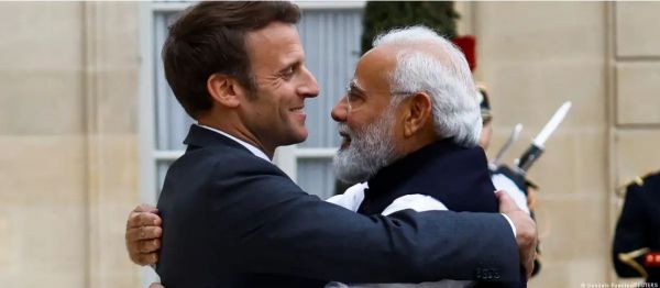 मोदी का फ्रांस दौरा: हो सकती है बड़ी डील की घोषणा