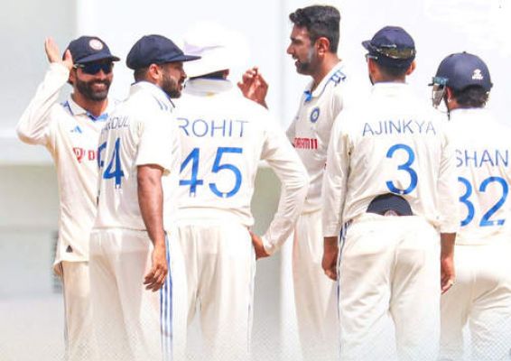 वेस्ट इंडीज के खिलाफ पहले टेस्ट में अश्विन के 5 विकेट से भारत मजबूत स्थिति में