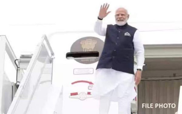 पीएम मोदी फ्रांस व यूएई के लिए रवाना, संबंधों में और प्रगाढ़ता की जताई उम्मीद