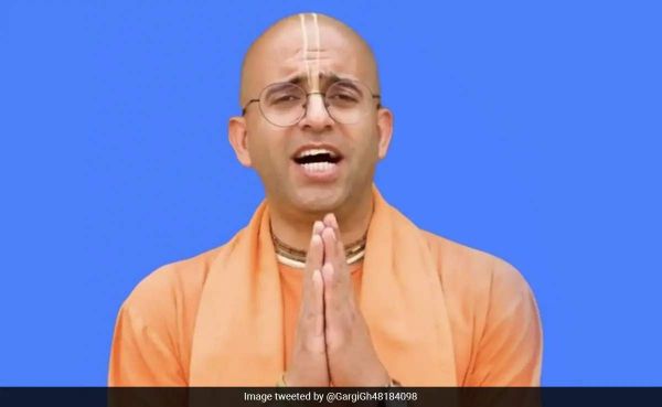 कनक तिवारी लिखते हैं- विवेकानन्द के लिए मांसाहार?