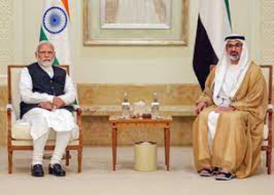 प्रधानमंत्री मोदी अबू धाबी पहुंचे, यूएई के राष्ट्रपति से वार्ता करेंगे