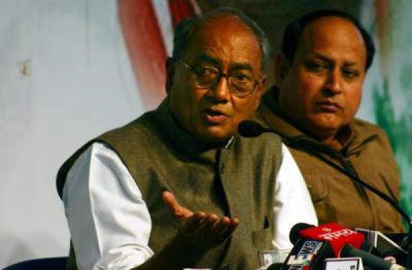 भोपाल में भाजपा नेता का 150 करोड़ की सरकारी जमीन पर कब्जा : दिग्विजय