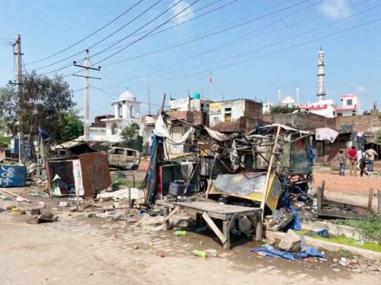 ‘छत्तीसगढ़’ का विशेष संपादकीय : अब नहीं कोई बात खतरे की,  अब सभी को सभी से खतरा है
