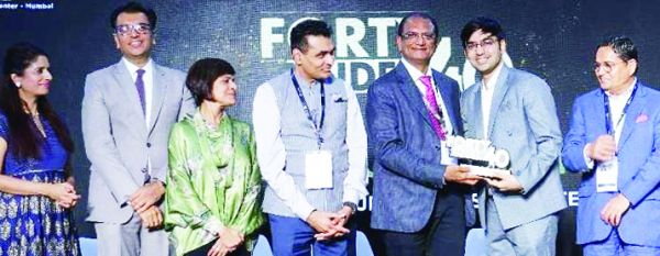 एटी के डायरेक्टर सीए अक्षय बरडिया को अंडर 40 इमर्जिंग लीडर ऑफ जीएनजे इंडस्ट्री अवार्ड 