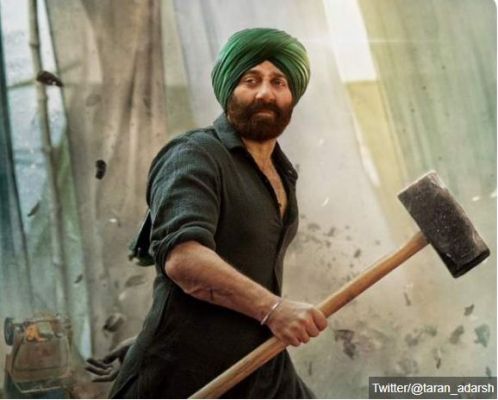 सनी देओल की फ़िल्म 'गदर-2' ने पहले तीन दिन में कितनी कमाई की?