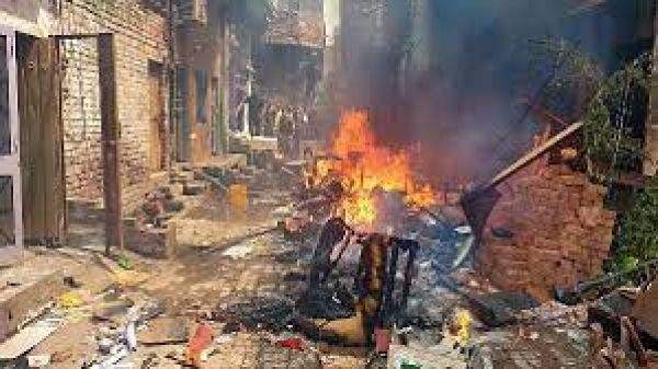 पाकिस्तान में गिरजाघरों, ईसाइयों के घरों पर हुए हमलों की जांच के आदेश, 100 से अधिक गिरफ्तार