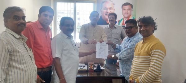 सुमित दास ने दक्षिण विधानसभा के लिए किया आवेदन