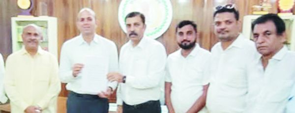 चेम्बर एवं जिला निर्वाचन कार्यालय के बीच एमओयू