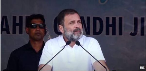 कारगिल में बोले राहुल गांधी- 'चीन ने हिंदुस्तान की ज़मीन छीनी, पीएम मोदी सच नहीं बोल रहे'