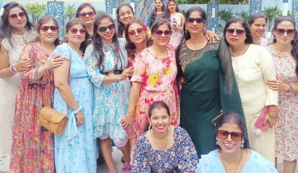 जेसीआई केपिटल की महिला विंग  द्वारा सावन पुल पार्टी, प्रिया बनी क्वीन