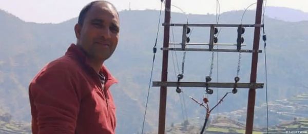 उत्तराखंड के आमोद पंवार सोलर प्लांट से कमाते हैं 15 लाख रुपए