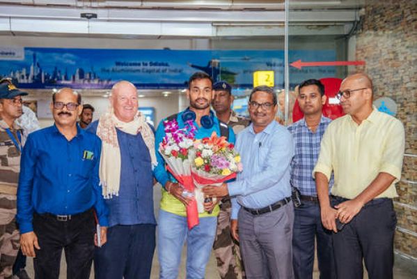 ओडिशा के जेवलिन स्टार किशोर जेना का घर लौटने पर जोरदार स्‍वागत