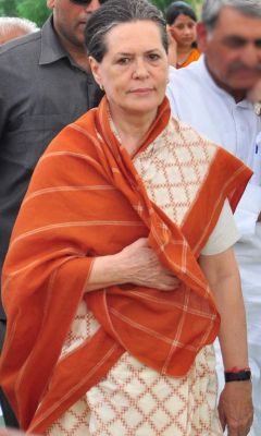 सोनिया गांधी का सर गंगा राम अस्पताल में मेडिकल चेकअप