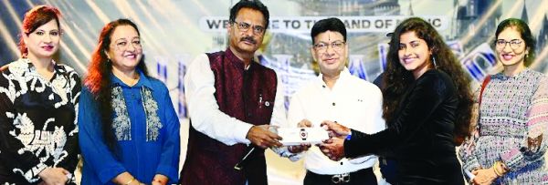 मैक यूनाइटेड कार्निवल