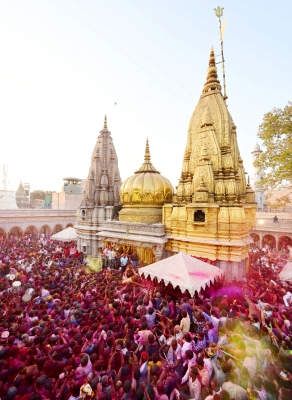 काशी विश्वनाथ में दान के रिकॉर्ड टूटा, चढ़ावे में पांच गुना से ज्यादा का इजाफा