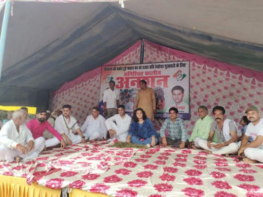किसानों को मुआवजा दिलाने के लिए पर्वतारोही मेघा का अनशन जारी