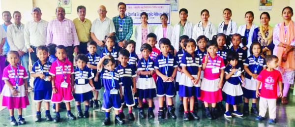 एथेना वल्र्ड स्कूल में नि: शुल्क स्वास्थ्य  शिविर 