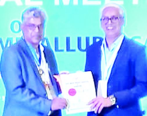 माइनिंग क्षेत्र में उत्कृष्ट योगदान के  लिए एसईसीएल सीएमडी सम्मानित