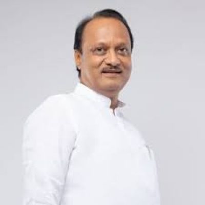 राकांपा के नाम और चुनाव चिह्न पर निर्वाचन आयोग का फैसला स्वीकार करूंगा: अजित पवार